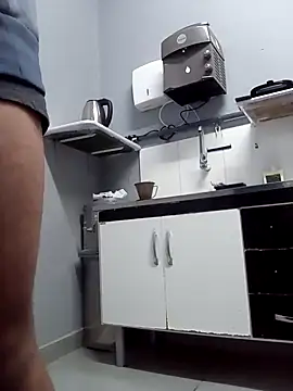 Snapshot of mahhh2024 chatting on September 14, 2025, 1:55 pm mahhh2024 online show from September 14, 2025, 1:55 pm