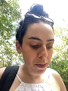 Snapshot of Morguissz chatting on January 15, 2025, 12:51 am Morguissz online show from January 15, 2025, 12:51 am