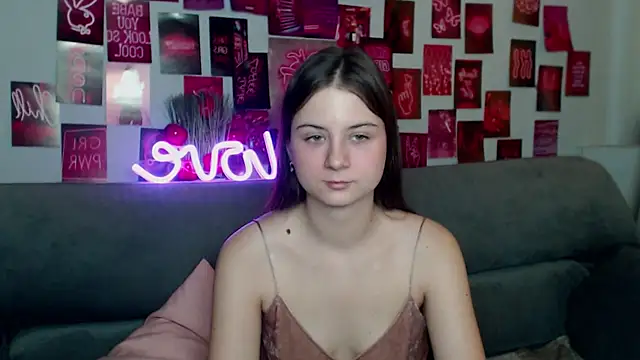 MilanaRoza online show from November 15, 2025, 5:55 am