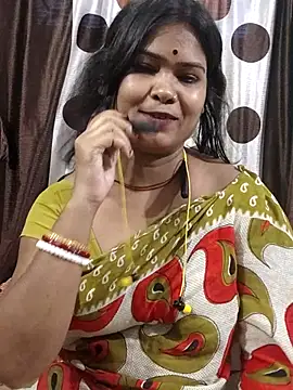 yoursweety09 online show from May 7, 2026, 1:54 am