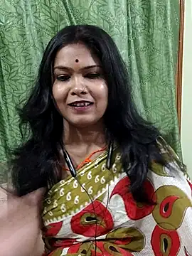 Snapshot of yoursweety09 chatting on November 10, 2025, 8:30 am yoursweety09 online show from November 10, 2025, 8:30 am