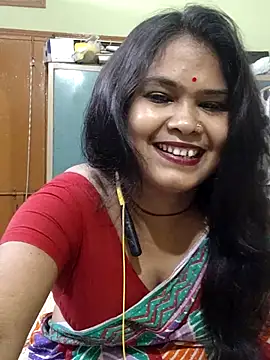 yoursweety09 online show from May 18, 2026, 7:13 am