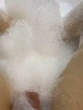 KissesBoy online show from December 11, 2024, 10:47 am