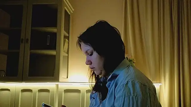 Snapshot of Alisia_Mars chatting on February 7, 2026, 5:15 am Alisia Mars online show from February 7, 2026, 5:15 am