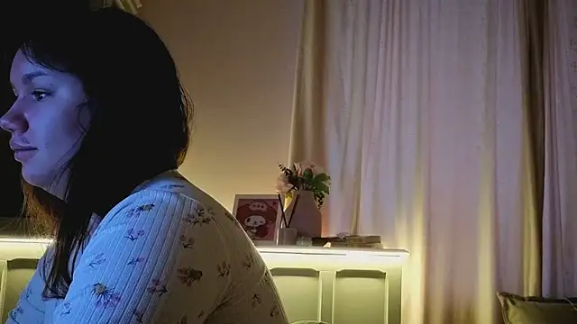 Snapshot of Alisia_Mars chatting on February 26, 2026, 5:07 am Alisia Mars online show from February 26, 2026, 5:07 am