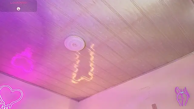 Laylafoxy tay online show from October 3, 2025, 3:30 am