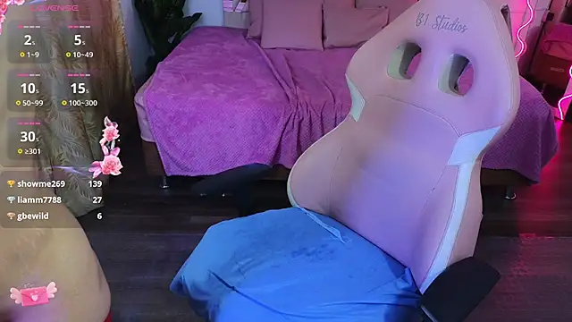 Laylafoxy tay online show from March 11, 2025, 6:08 am