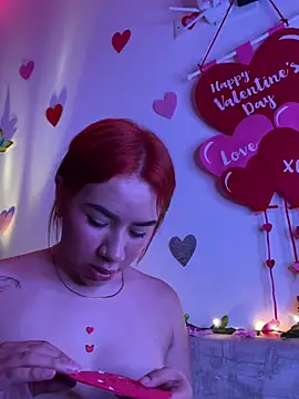 Snapshot of Im_Valen_Cute chatting on February 13, 2025, 11:37 pm Im Valen Cute online show from February 13, 2025, 11:37 pm