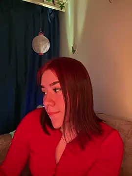 Snapshot of Im_Valen_Cute chatting on February 1, 2025, 11:37 pm Im Valen Cute online show from February 1, 2025, 11:37 pm