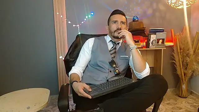 Reiko 85  online show from April 3, 2026, 2:34 pm