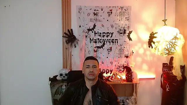 Reiko 85  online show from October 31, 2025, 12:24 pm