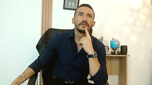 Reiko 85  online show from September 14, 2025, 2:39 pm