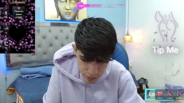 Snapshot of Dyla_n18 chatting on March 17, 2025, 12:32 am Dyla n18 online show from March 17, 2025, 12:32 am
