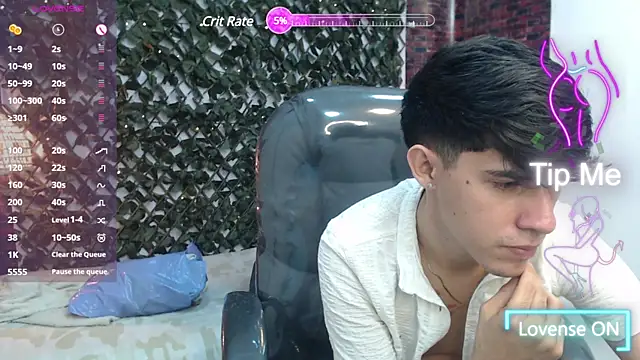 Snapshot of Dyla_n18 chatting on March 16, 2025, 1:49 am Dyla n18 online show from March 16, 2025, 1:49 am