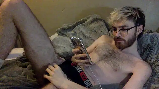 hairynhorny992 online show from March 15, 2025, 9:27 pm