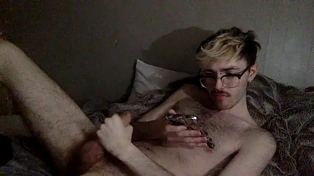 hairynhorny992 online show from March 17, 2025, 5:05 pm