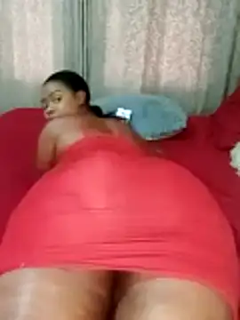 Luciouslips00 online show from November 6, 2025, 10:52 am