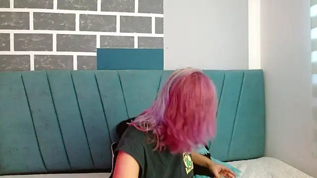 Alterego1   online show from November 18, 2025, 11:35 am