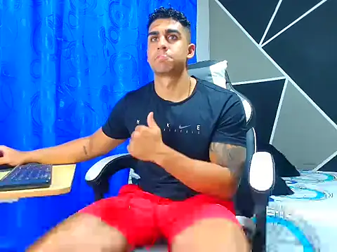 Snapshot of astrom_greyy chatting on September 26, 2025, 7:43 pm astrom greyy online show from September 26, 2025, 7:43 pm
