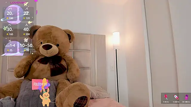 Snapshot of saraamiller_ chatting on March 1, 2025, 4:37 am saraamiller online show from March 1, 2025, 4:37 am