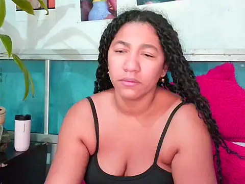 bellacrespalatina online show from April 27, 2026, 4:49 pm