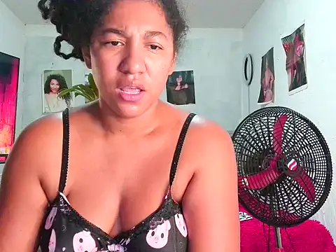bellacrespalatina online show from May 9, 2026, 6:22 pm