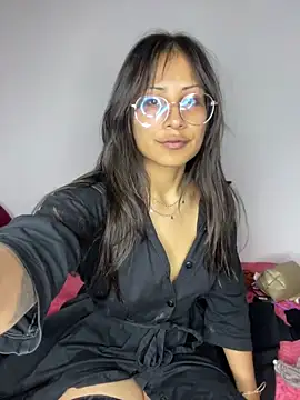 Snapshot of Jade_Zephyra chatting on February 17, 2025, 11:54 pm Jade Zephyra online show from February 17, 2025, 11:54 pm