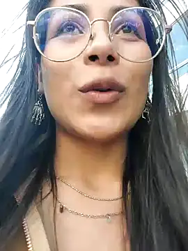 Snapshot of Jade_Zephyra chatting on December 8, 2024, 8:58 pm Jade Zephyra online show from December 8, 2024, 8:58 pm