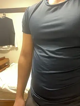 YU-KI00 online show from October 28, 2025, 12:15 pm