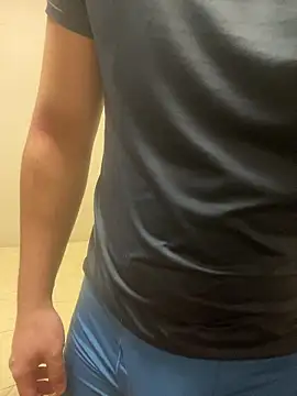 YU-KI00 online show from January 12, 2026, 11:39 am