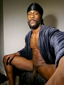 Snapshot of chocolateman chatting on February 11, 2025, 8:10 pm chocolateman online show from February 11, 2025, 8:10 pm