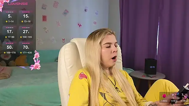 Snapshot of Kate_Legend chatting on February 7, 2026, 5:15 am Kate Legend online show from February 7, 2026, 5:15 am