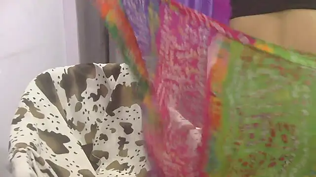 cutie-taara online show from September 14, 2025, 4:24 am