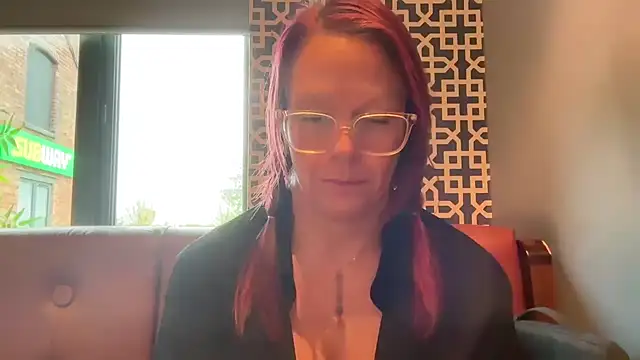 Snapshot of MelodyRoseUk chatting on November 11, 2025, 11:16 am MelodyRoseUk online show from November 11, 2025, 11:16 am