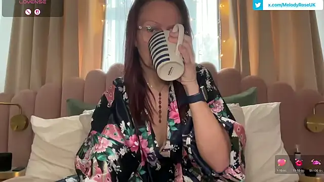 Snapshot of MelodyRoseUk chatting on February 9, 2026, 12:25 pm MelodyRoseUk online show from February 9, 2026, 12:25 pm