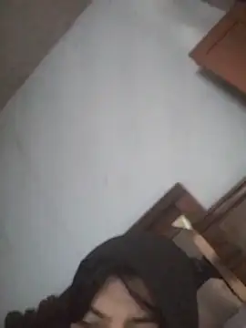 frank32love online show from November 29, 2025, 2:50 pm