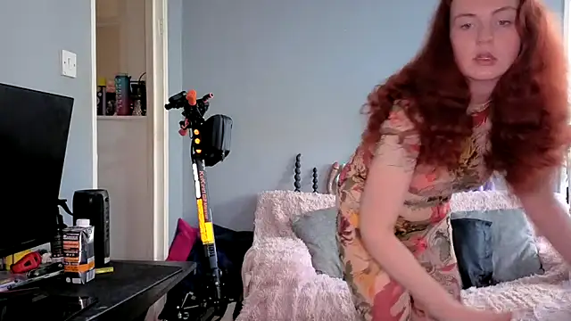 ENGLISHEMILY 69 online show from October 9, 2025, 11:33 am