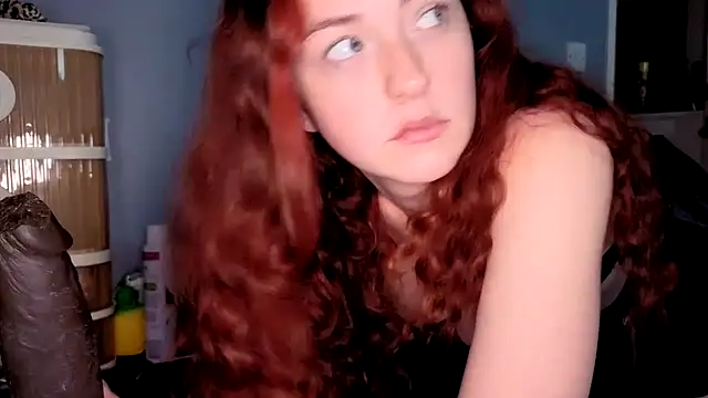 ENGLISHEMILY 69 online show from October 7, 2025, 8:26 am