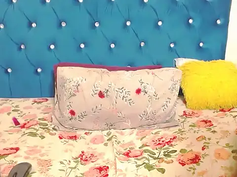 SexinessBae online show from October 6, 2025, 8:20 pm