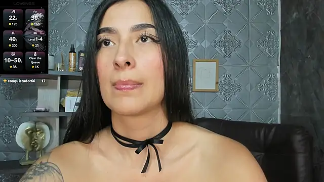 alice smith6 online show from February 26, 2025, 1:43 pm