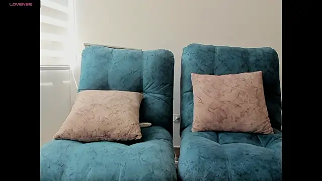 tamy ian online show from December 5, 2025, 3:21 pm