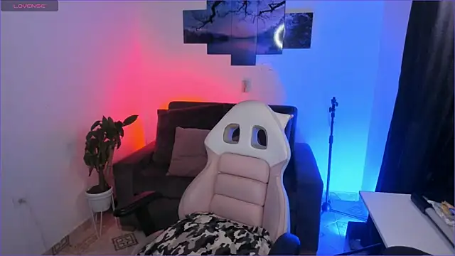 Snapshot of odelei chatting on October 26, 2025, 9:42 am odelei online show from October 26, 2025, 9:42 am