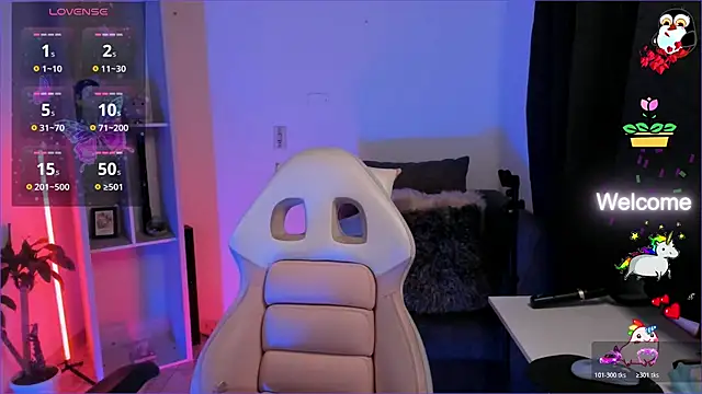 Snapshot of odelei chatting on November 24, 2025, 12:16 pm odelei online show from November 24, 2025, 12:16 pm