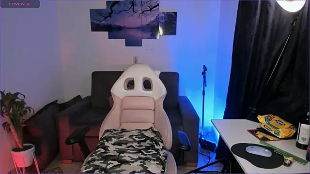 Snapshot of odelei chatting on September 12, 2025, 9:53 am odelei online show from September 12, 2025, 9:53 am