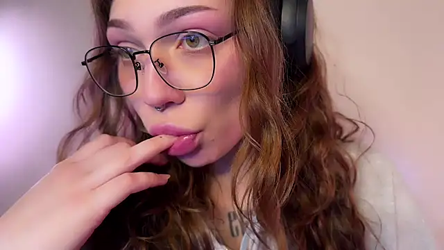 Snapshot of PaulaPratt chatting on January 12, 2025, 4:29 pm PaulaPratt online show from January 12, 2025, 4:29 pm