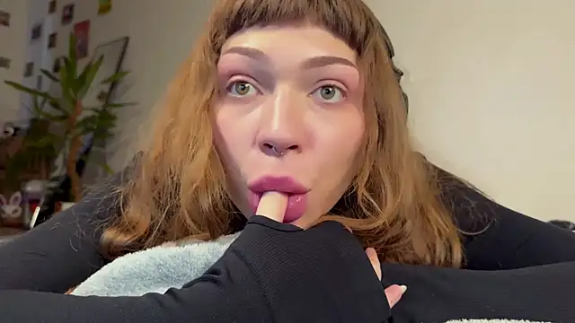 Snapshot of PaulaPratt chatting on January 9, 2025, 11:58 am PaulaPratt online show from January 9, 2025, 11:58 am