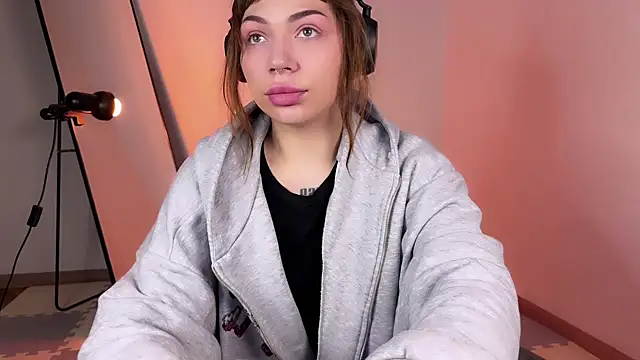 Snapshot of PaulaPratt chatting on February 26, 2025, 3:46 am PaulaPratt online show from February 26, 2025, 3:46 am