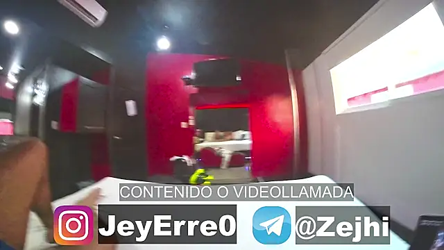 YoElMasHot online show from April 6, 2026, 12:06 am