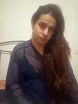perla97 online show from December 11, 2024, 11:32 pm