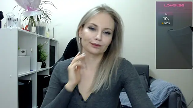 Sunny bunny6 online show from March 14, 2025, 4:32 am